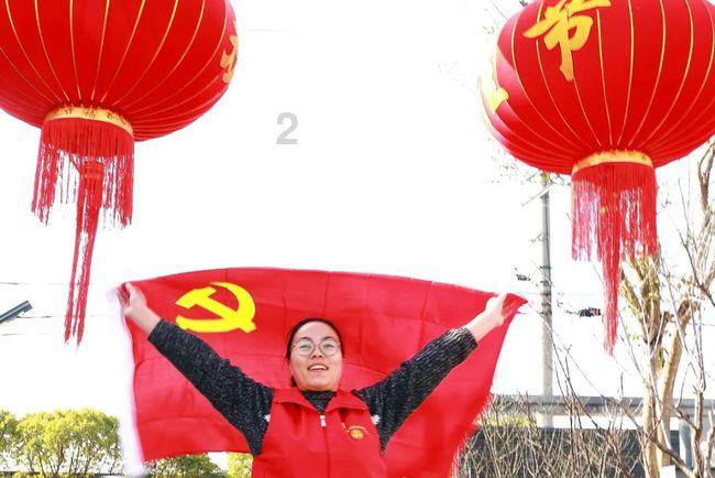 刚离开蘑菇屋，张艺兴又一新综艺官宣，冲两位顶流女爱豆追了
